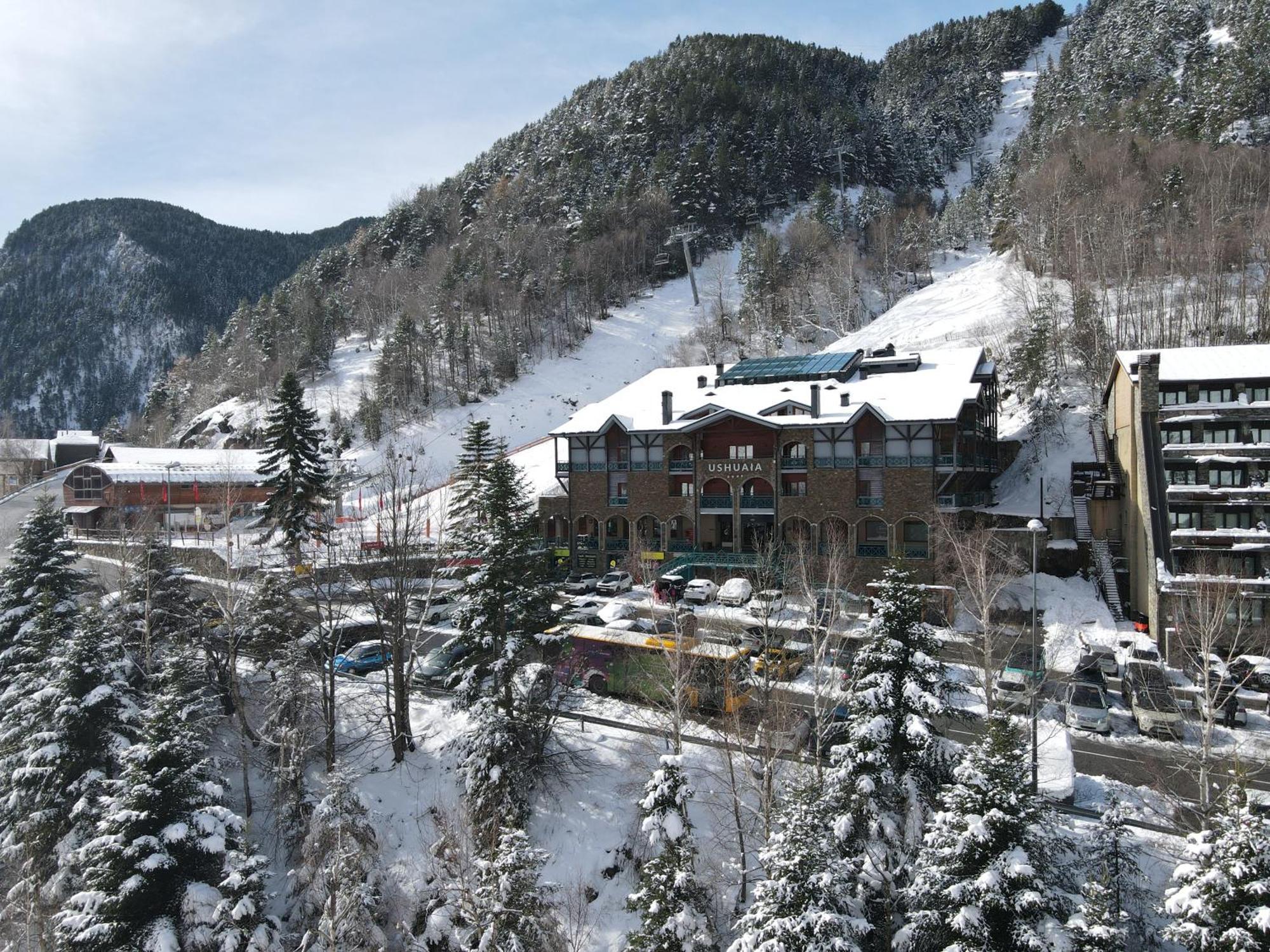 Ushuaia, The Mountain Hotel Arinsal Buitenkant foto