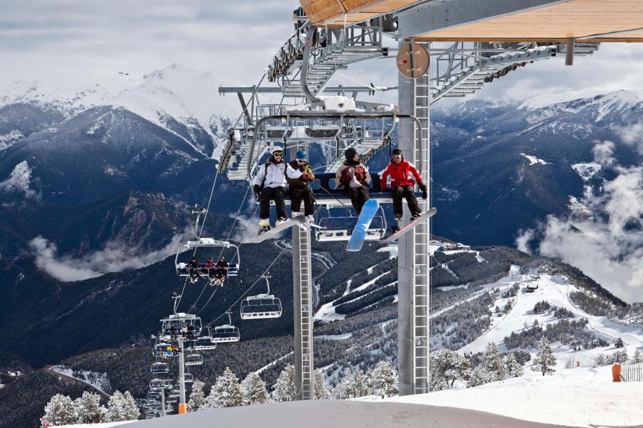 Ushuaia, The Mountain Hotel Arinsal Buitenkant foto