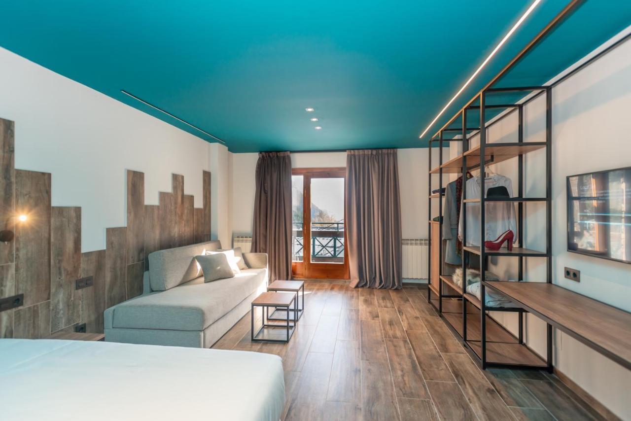 Ushuaia, The Mountain Hotel Arinsal Buitenkant foto